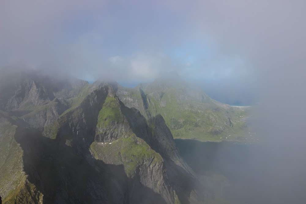 Каникулы троллей на островах Senja, Vesteralen и Lofoten в августе 2018