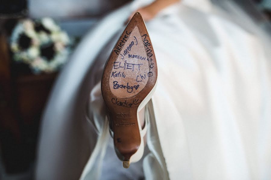 Fotógrafo de casamento Angel Velázquez (avweddings). Foto de 16 de outubro 2017