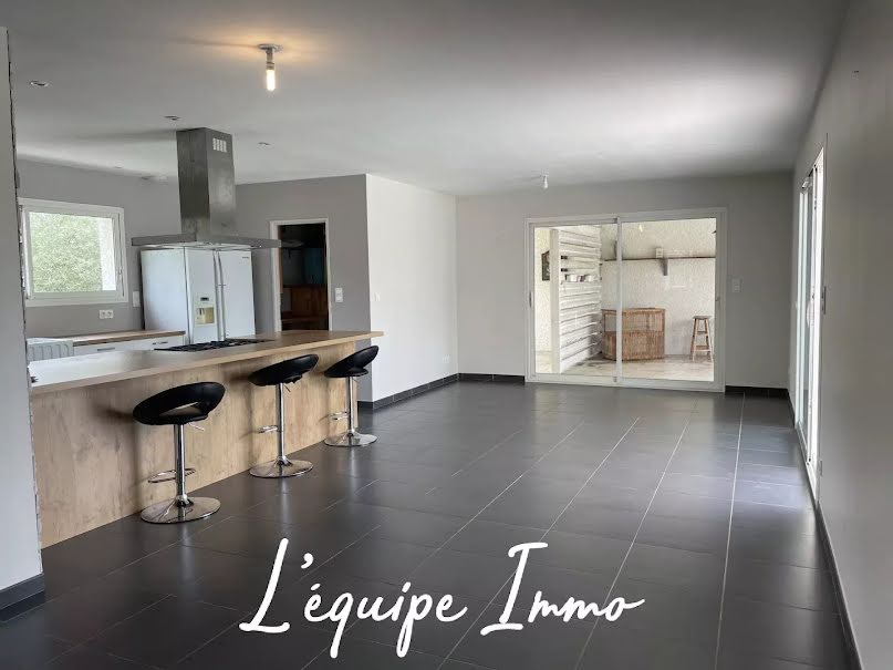 Location  maison 5 pièces 110 m² à Menville (31530), 1 612 €