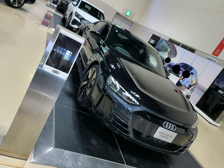 スカイラインの新潟県・充実した休日・V37スカイライン・輸入車フェア2024に関するカスタム事例の投稿画像6枚目