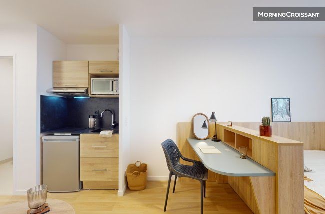 Location meublée appartement 1 pièce 16 m² à Saint-Cyr-l'Ecole (78210), 761 €