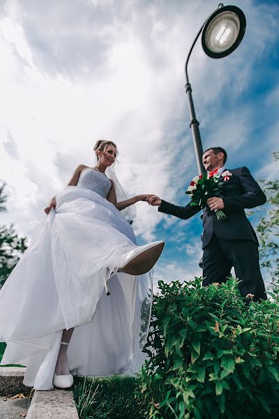 Photographe de mariage Konstantin Uvarov (kostyan654). Photo du 18 février 2019