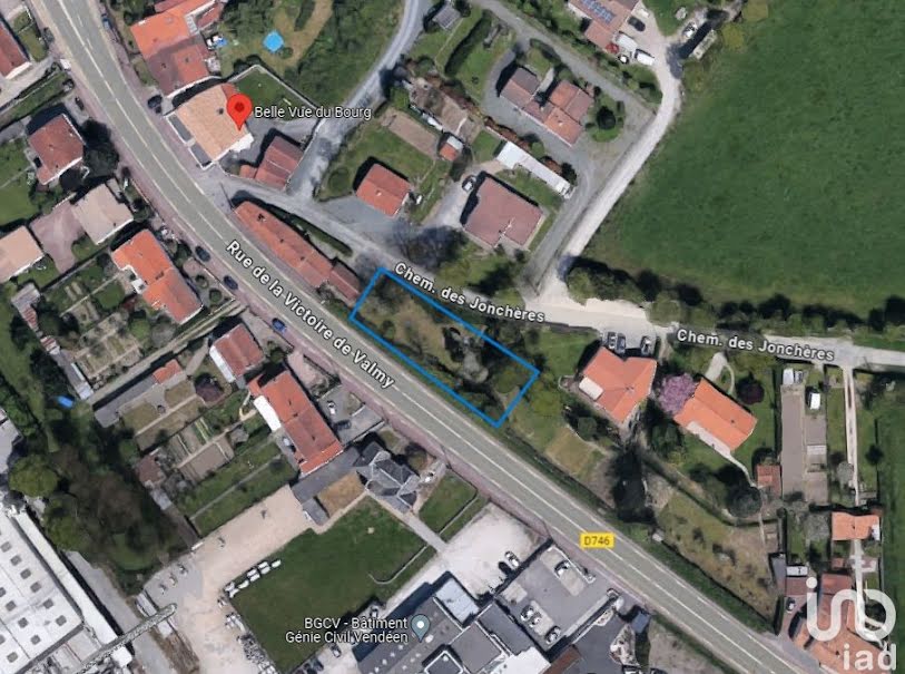Vente terrain  666 m² à La Roche-sur-Yon (85000), 87 000 €