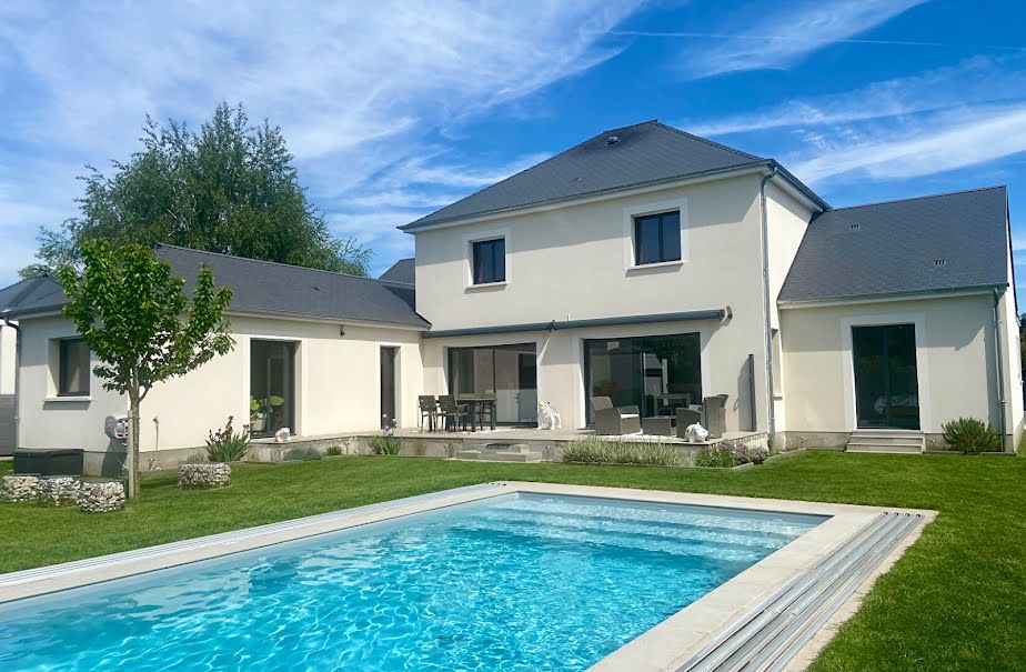 Vente maison 7 pièces 192.79 m² à Saint-Denis-en-Val (45560), 642 000 €