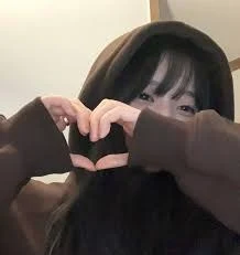 ざ   つ   だ   ん    。