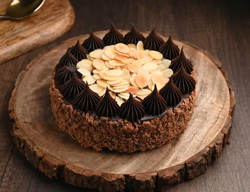 Almond Praline Cake (500gm)