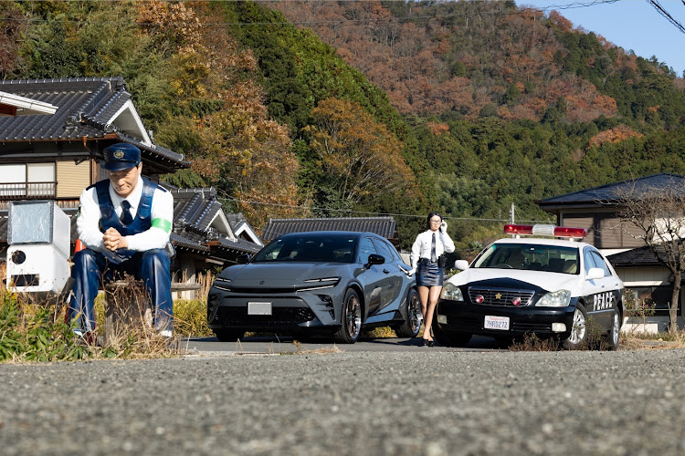 クラウンスポーツのクラウンスポーツPHEV・クルマのある風景・ネズミ捕り・RF85mmF1.2L・交通安全祈願に関するカスタム事例の投稿画像1枚目