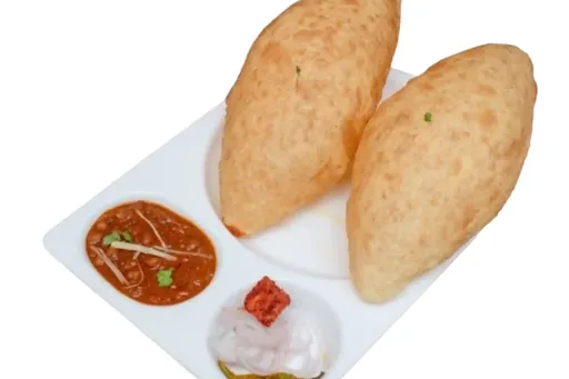 Chole Bhature [2 Bhature]