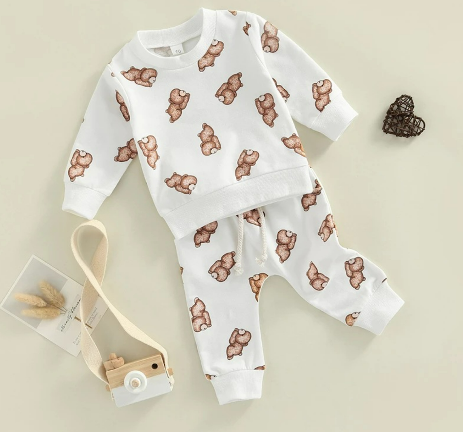 Conjunto infantil de moletom com estampa de desenho animado de outono, calças e blusa, confortável e perfeito para crianças.