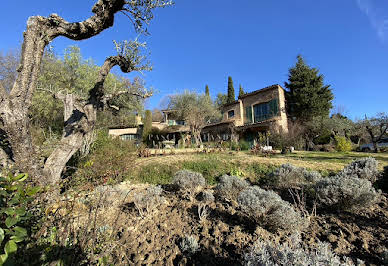 Villa with pool and terrace 4