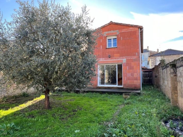 Vente maison 4 pièces 100 m² à Ruffec (16700), 112 350 €