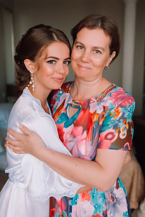 Fotógrafo de casamento Kseniya Pokrovskaya (ananasikkse). Foto de 12 de outubro 2019