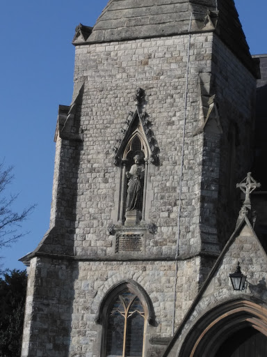 Statue on Brentwood Cathedral 