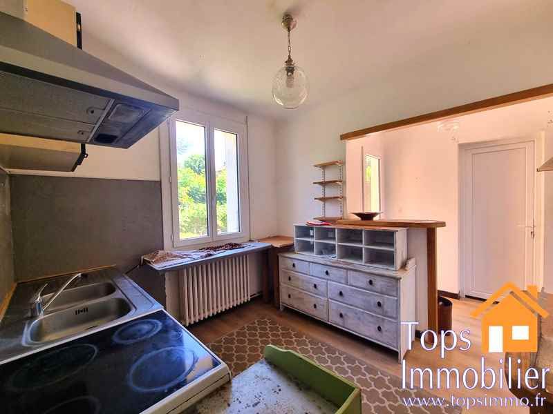 Vente maison 5 pièces 106 m² à Villefranche-de-Rouergue (12200), 159 000 €