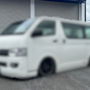 ハイエースバン TRH200V