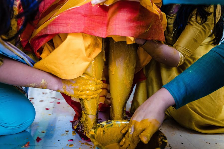 Fotógrafo de casamento Sougata Mishra (chayasutra). Foto de 10 de maio 2021