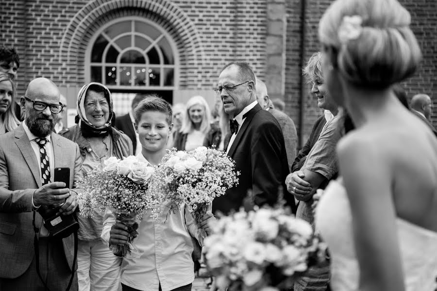 Fotografo di matrimoni Frederikke Brostrup (brostruphoto). Foto del 30 marzo 2019