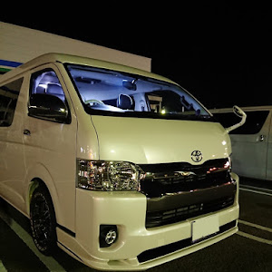 ハイエース