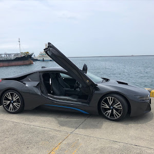 i8 クーペ 2Z15