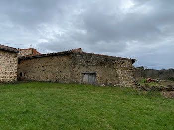 ferme à Le Vernet-Chaméane (63)