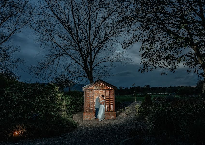 Fotógrafo de casamento Konrad Paprocki (kpaprocki). Foto de 17 de abril 2023