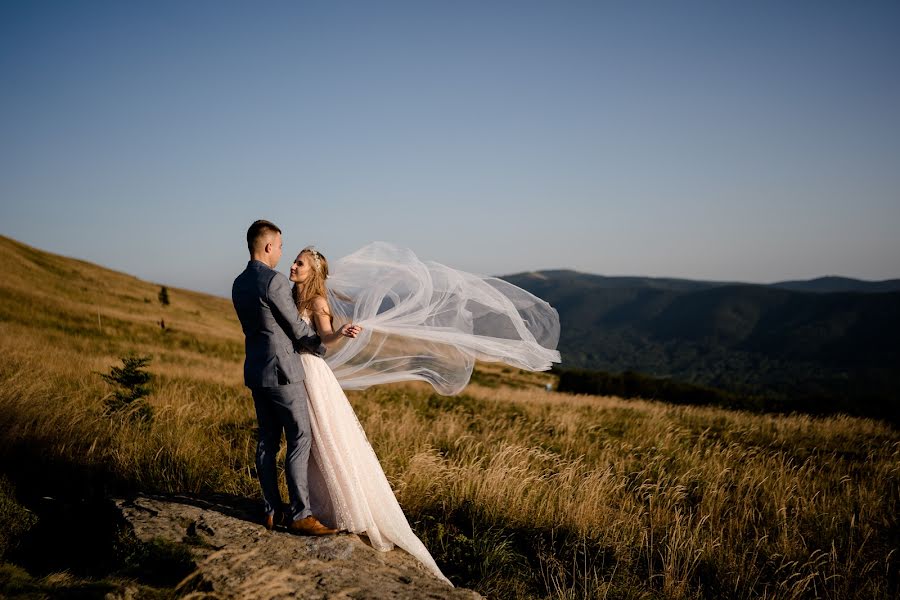 Fotógrafo de casamento Mateusz Kiper (fotomati). Foto de 15 de maio 2023