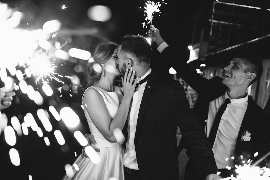 Fotógrafo de casamento Evgeniy Zekov (zekut). Foto de 4 de outubro 2016