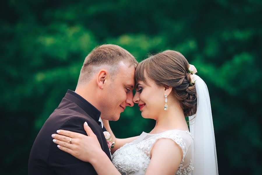 Fotografo di matrimoni Yaroslav Galan (yaroslavgalan). Foto del 10 luglio 2017