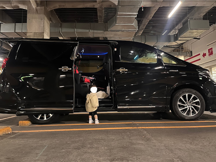 アルファードの娘と愛車・SR Cパッケージ・冬タイヤに関するカスタム事例の投稿画像1枚目