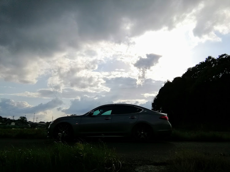 フーガの雲に魅入られて・奈良県高市郡高取町観覚寺・シルエットショット・メタル感が好きに関するカスタム事例の投稿画像8枚目