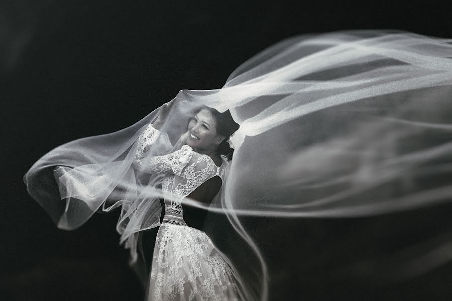 Fotógrafo de casamento Valeriya Vartanova (vart). Foto de 31 de julho 2019