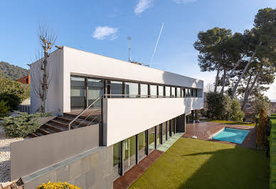 Maison avec jardin et terrasse 14