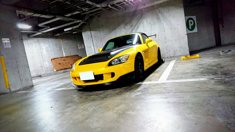 S2000のなぜ？・スマホカメラの限界・立体駐車場盛れる？に関するカスタム事例の投稿画像1枚目