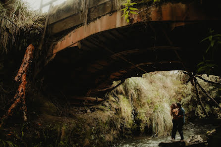 Fotógrafo de casamento Luis Enrique Salvatierra (luisenriquesal). Foto de 6 de novembro 2021