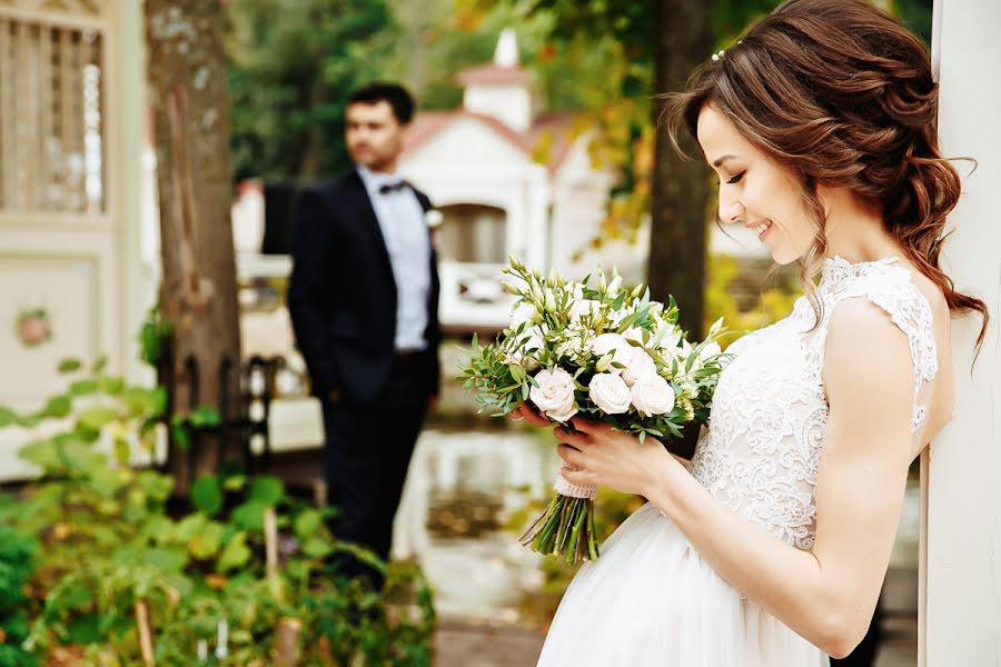 Fotógrafo de casamento Yuliya Khabibullina (juliyamay). Foto de 8 de abril 2018