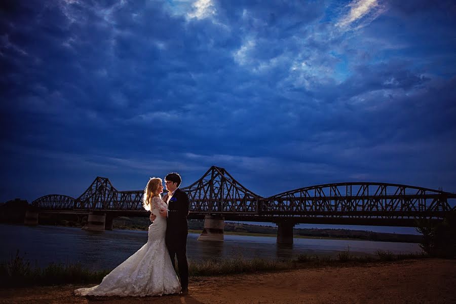 Fotógrafo de bodas Vlad Ghinoiu (inspirephoto). Foto del 5 de mayo 2016