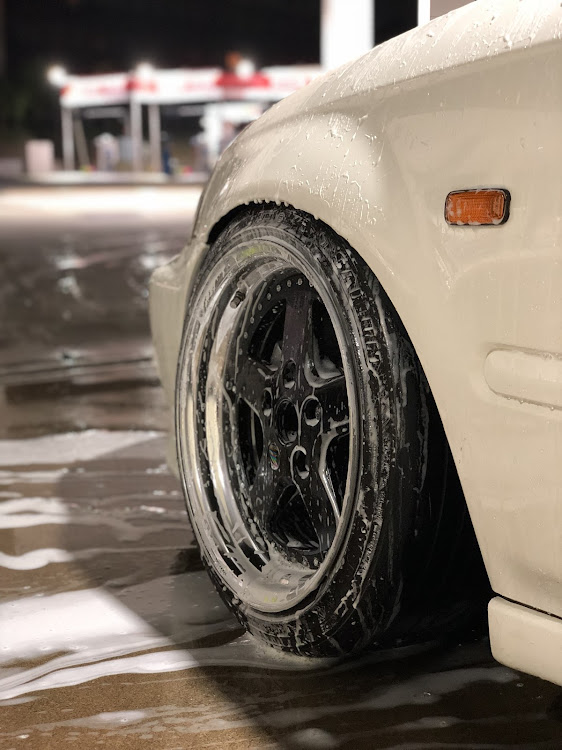 シビックのクライスラー300・シビックタイプR EK9・洗車・映えに関するカスタム事例の投稿画像2枚目