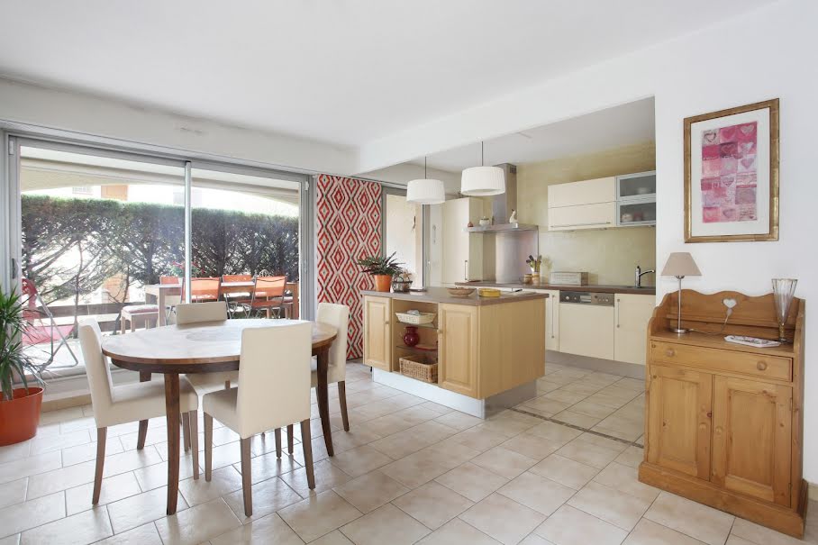 Vente appartement 3 pièces 77 m² à Aix-en-Provence (13090), 385 000 €