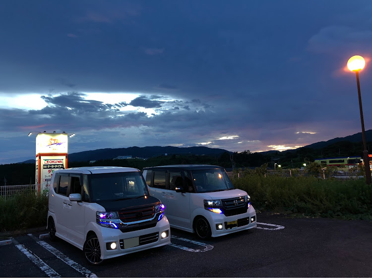 Nボックスカスタムのコラボ・彩の台・ホンダ・流行りに乗ってみたに関するカスタム事例の投稿画像1枚目