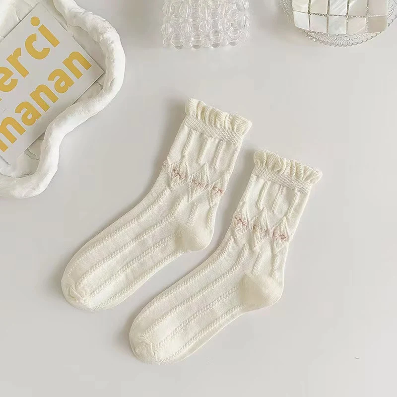 Title 11, Witte kanten herfstsokken Ins