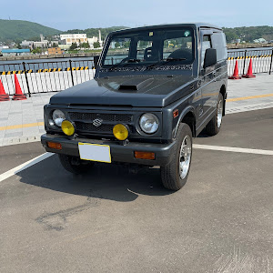 ジムニー JA11V