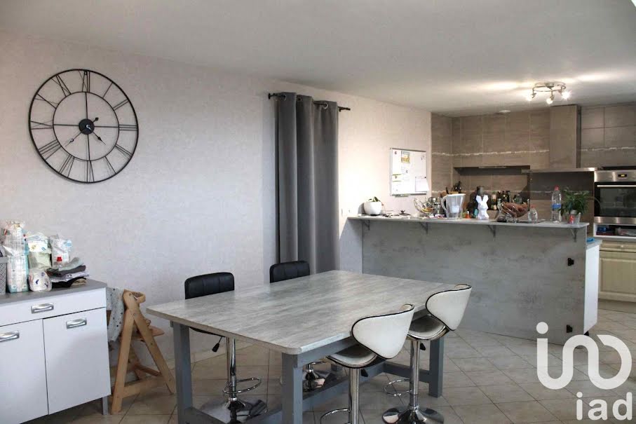 Vente maison 7 pièces 161 m² à Fitz-James (60600), 230 000 €