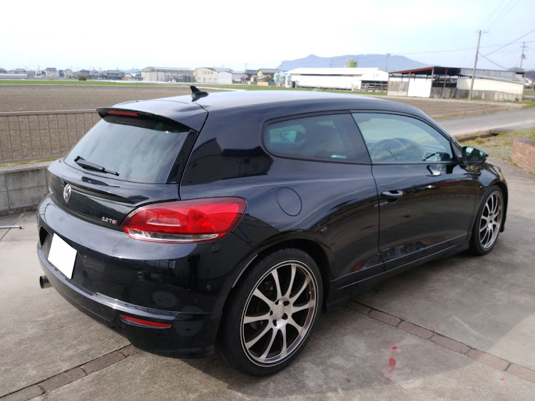 シロッコのホイール交換・シロッコ2.0TSI・DIYに関するカスタム事例の投稿画像3枚目
