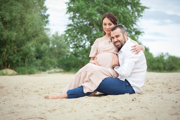 Fotografo di matrimoni Artem Krasnyuk (artyomsv). Foto del 28 luglio 2015