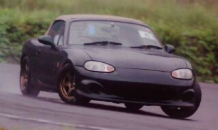 ロードスターのサーキットに関するカスタム事例の投稿画像1枚目
