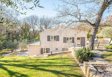 House with pool and garden 1