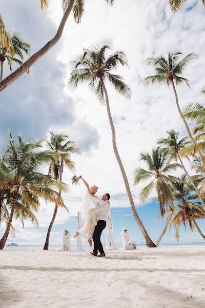 Fotógrafo de bodas Nadia Kobets (nadiacomingsoon). Foto del 13 de marzo 2020