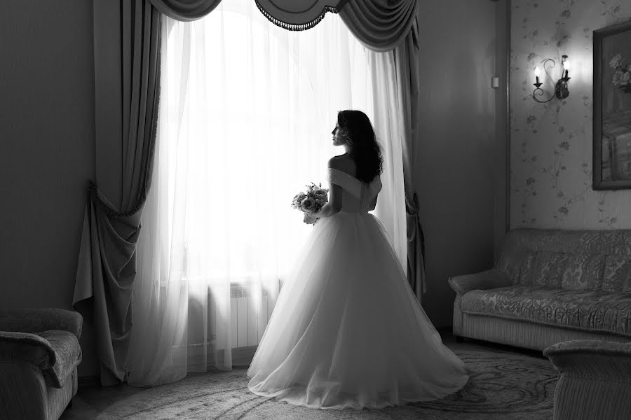 Wedding photographer Anna Chervonec (luchik84). Photo of 3 September 2021