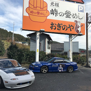 ロードスター NA型