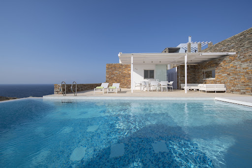 Villa with terrace 2
